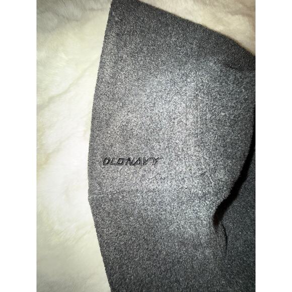 Charcoal Gray Fleece Winter Beanie — Old Navy — One Size - Picture 4 of 10